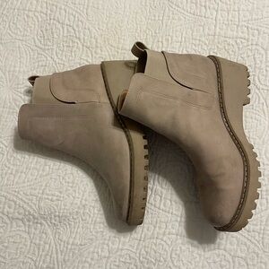 Women's Tan Ankle Boots